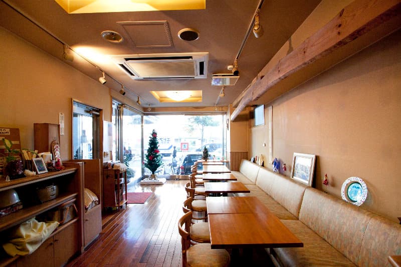 Riverside Hotel 3
