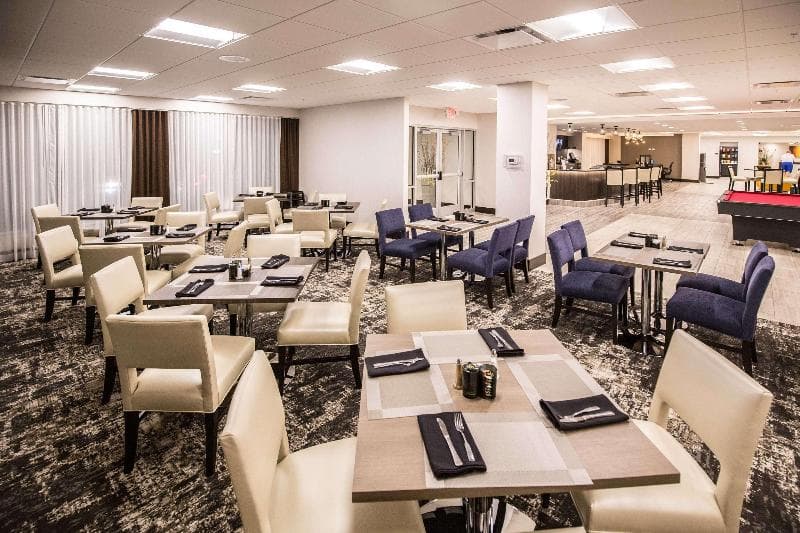 Wyndham Chicago O'Hare 4