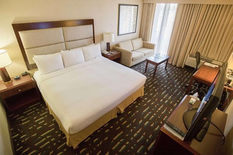 Wyndham Chicago O'Hare 5