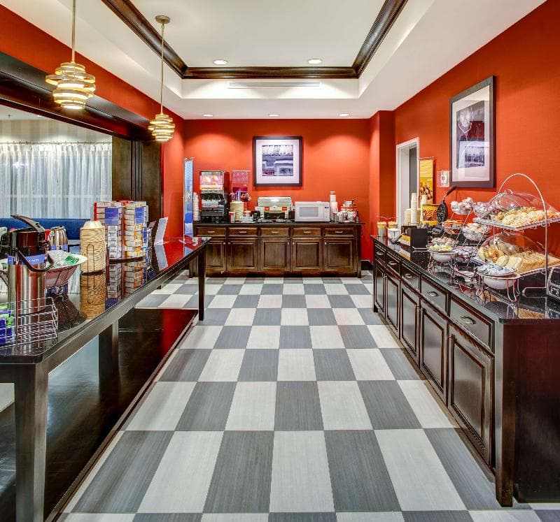 Hampton Inn Thomson 3