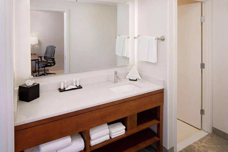 Embassy Suites by Hilton Boston Marlborough photo 1