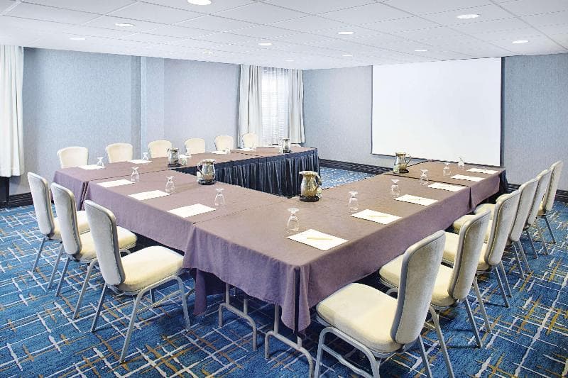 DoubleTree by Hilton Hotel Baltimore - BWI Airport photo 1