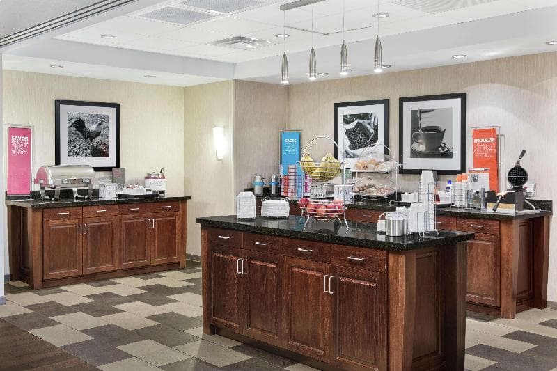 Hampton Inn Columbus-South Fort Moore 3
