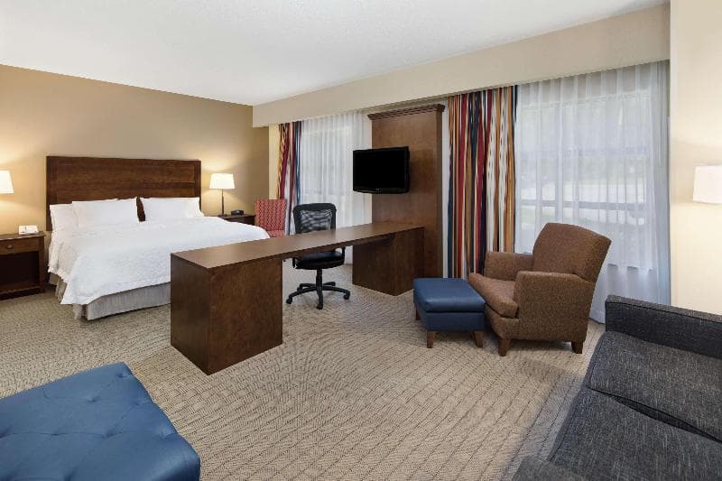 Hampton Inn Columbus-South Fort Moore 4