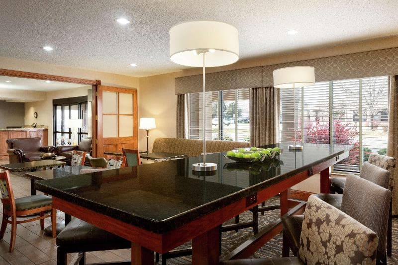 Hampton Inn Longmont 5
