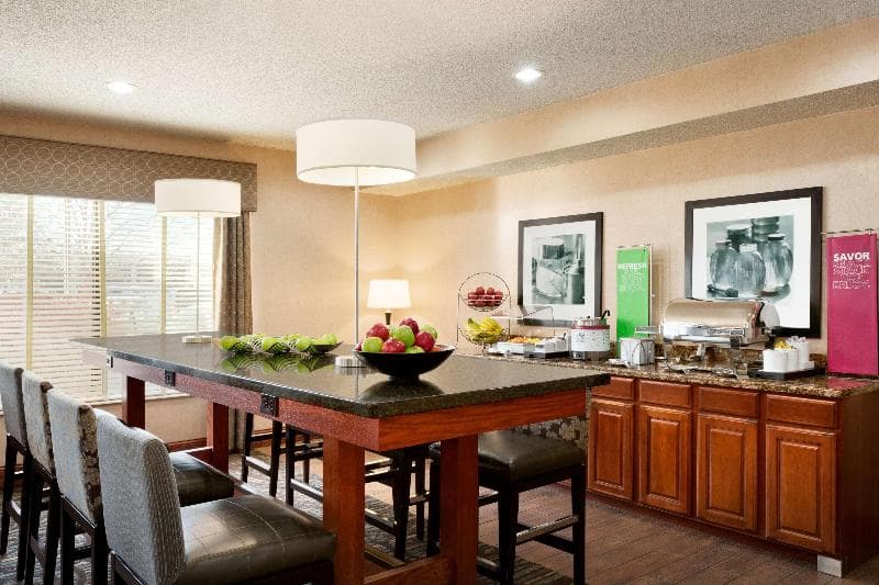 Hampton Inn Longmont 2