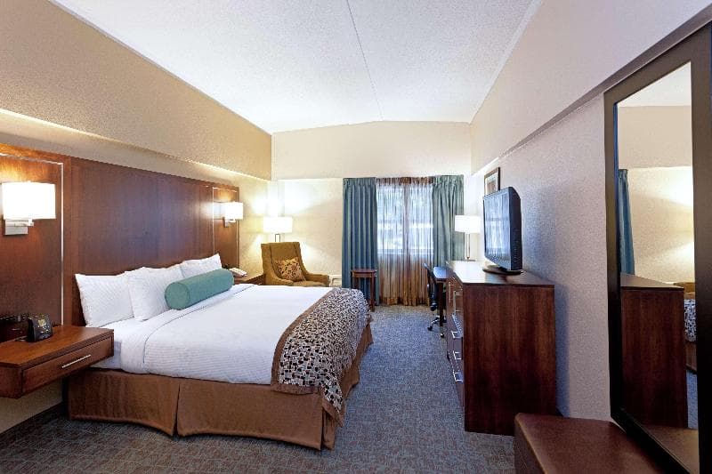 DoubleTree by Hilton Hotel Cape Cod - Hyannis 5