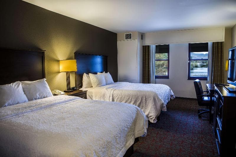 Hampton Inn & Suites Lake Placid 5