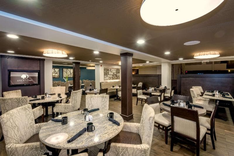 DoubleTree by Hilton Hotel Montgomery Downtown 4