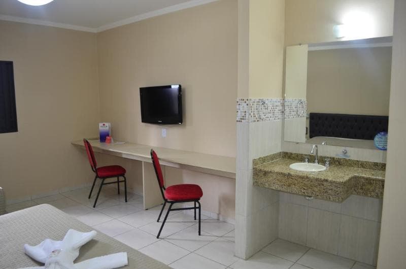 Primar Plaza main