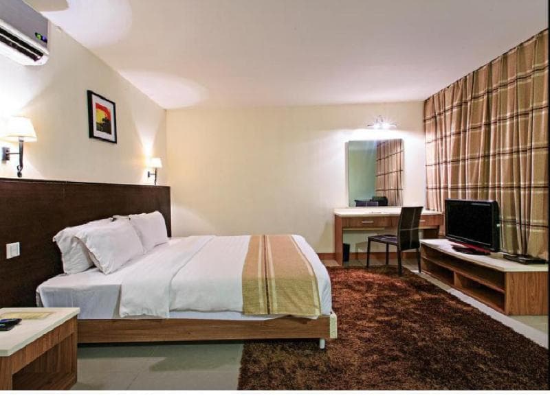 The Orchard Cebu Hotel & Suites 5