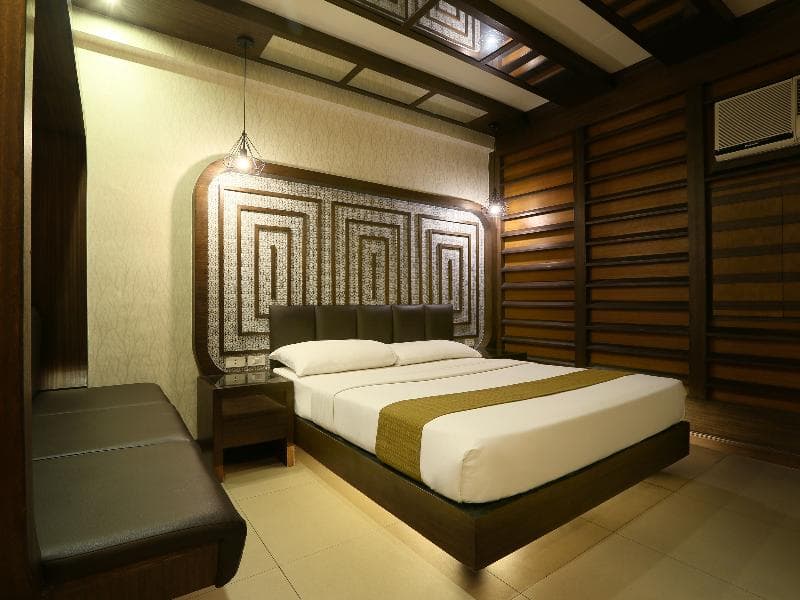 Victoria Court Malate 4