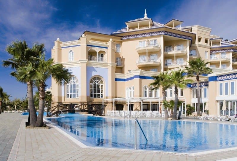 Melia Isla canela photo 1