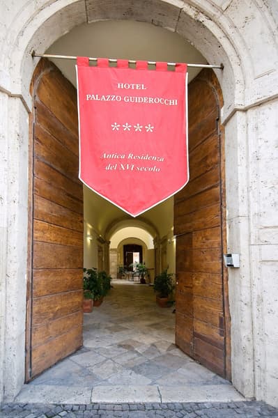 Palazzo Guiderocchi 3