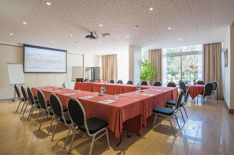 Best Western Sevan Parc Hotel photo 1