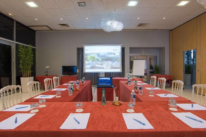 Best Western Sevan Parc Hotel 5