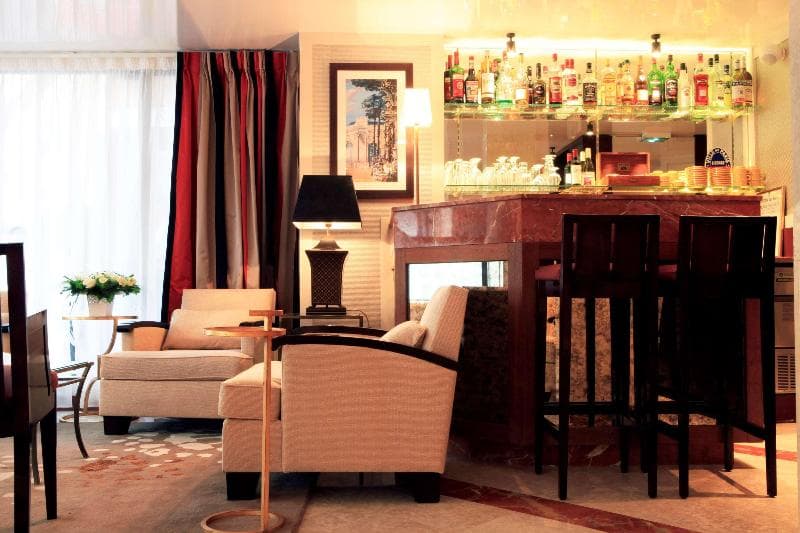 Hotel Folkestone Opera 4