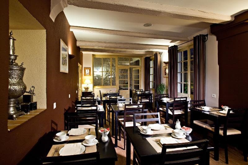 Best Western Le Comtadin 5
