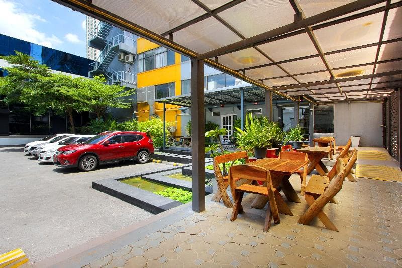 D Varee Xpress Makkasan 4