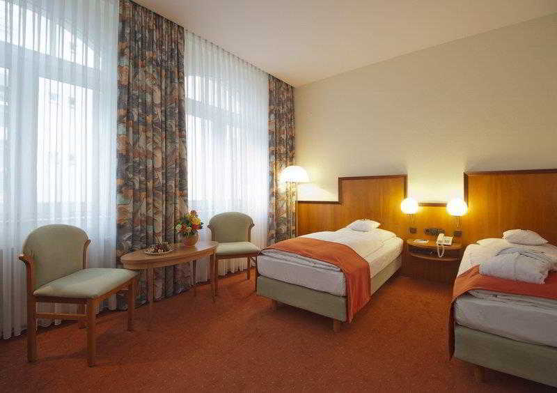 Best Western Plus Hotel Excelsior photo 1