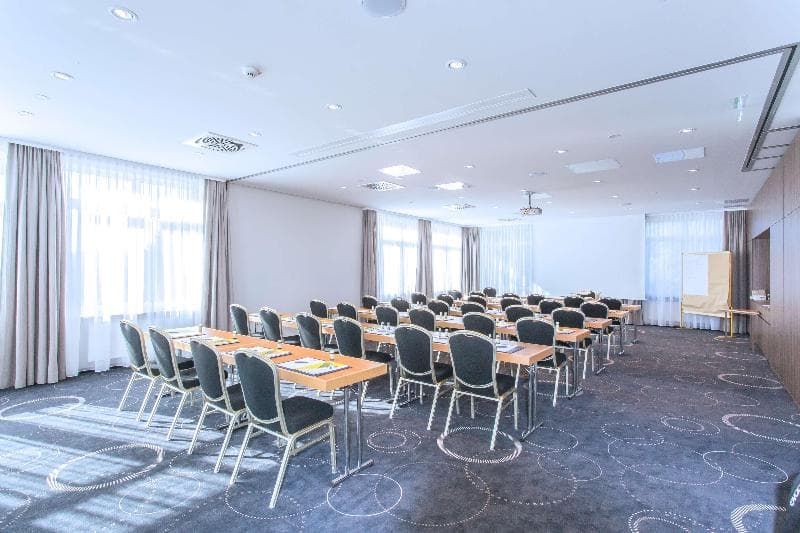 Best Western Queens Hotel Pforzheim-Niefern 4