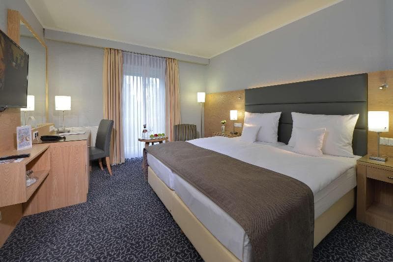 Best Western Hotel Der Foehrenhof 5