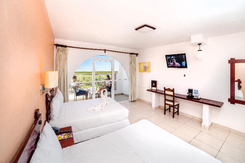 Uxmal Resort Maya 4