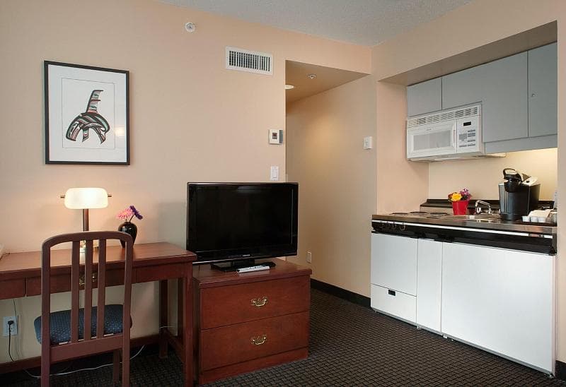 Rosedale on Robson Suite 2