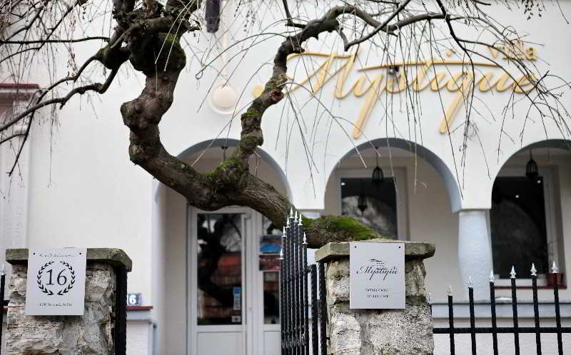Villa Mystique 2