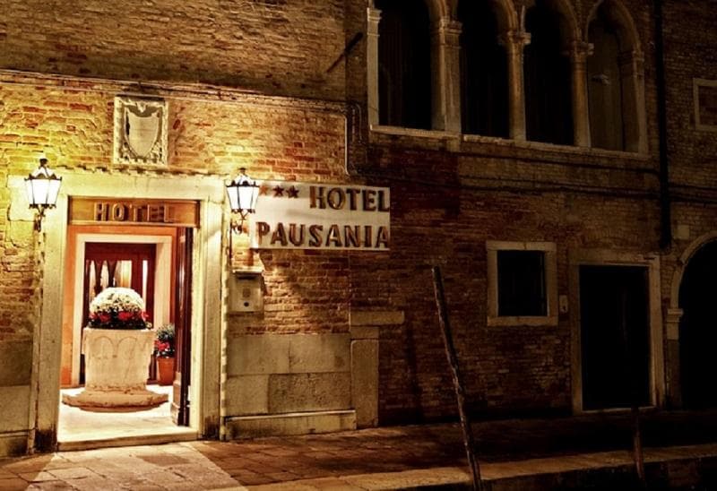 Pausania 2