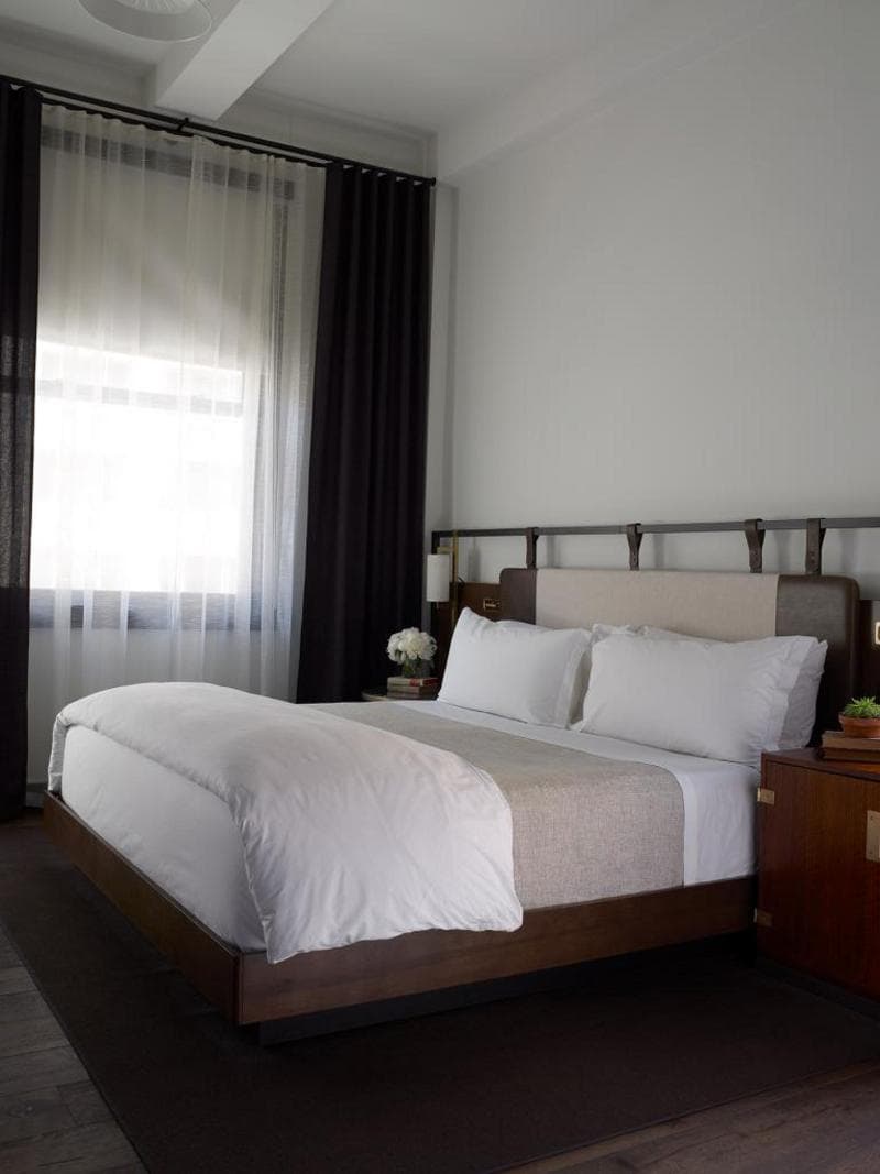 Refinery Hotel 5