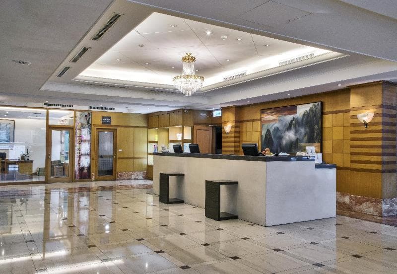 The Carlton Hotel photo 1