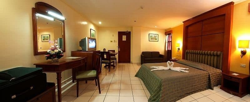 Golden Valley Hotel 5
