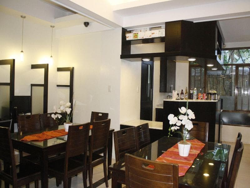 One Crescent Place 2