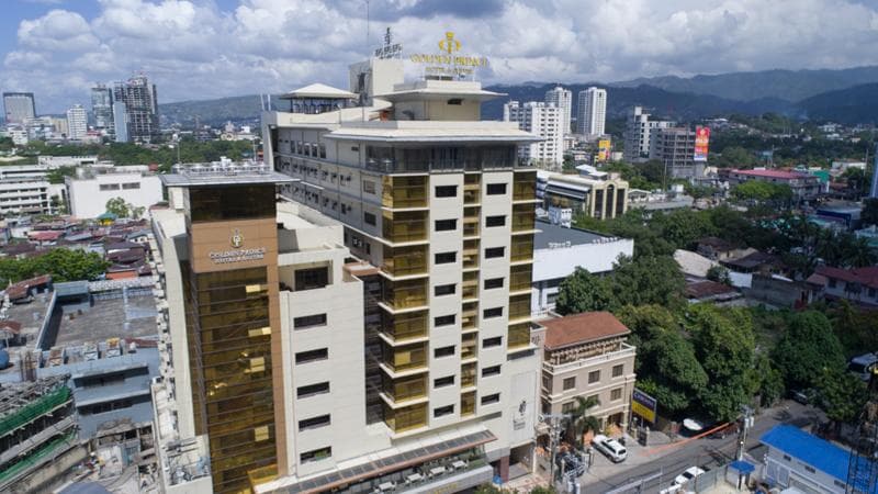 Golden Prince Hotel and Suites 2