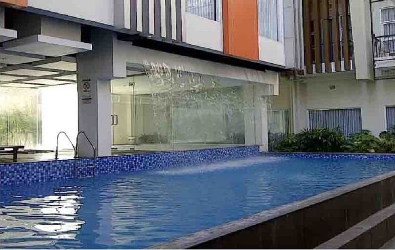 V Hotel & Residence 3