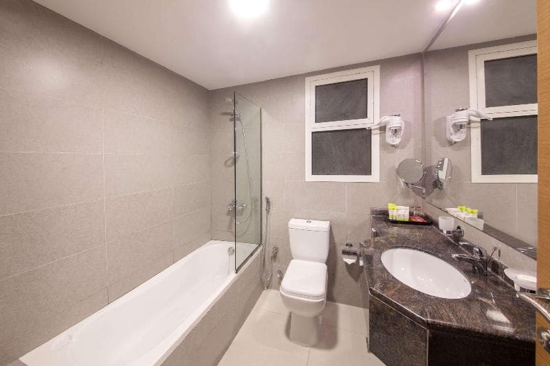 Ramada by Wyndham Beach Hotel Ajman 3