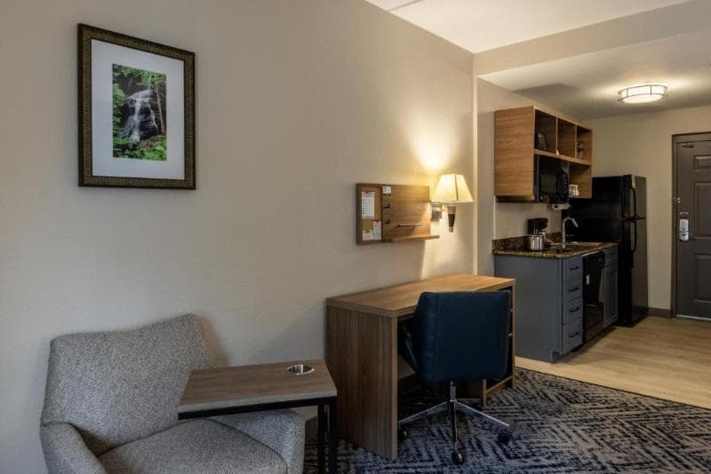 Candlewood Suites Bluffton-Hilton Head 3