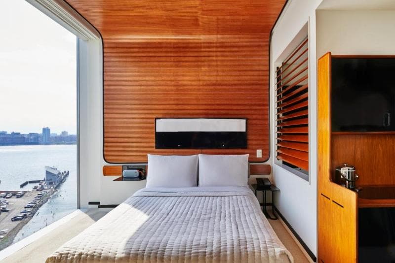 The Standard, High Line 3