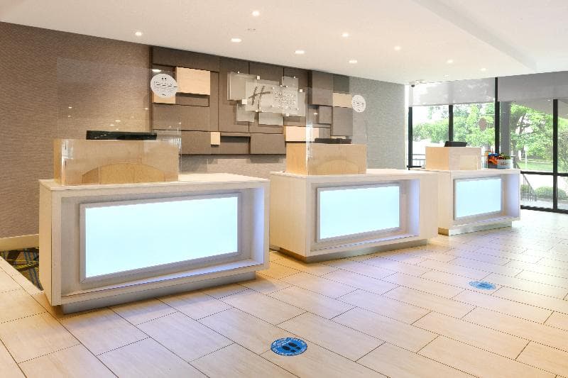 Holiday Inn Express & Suites Downtown Fort Worth photo 1