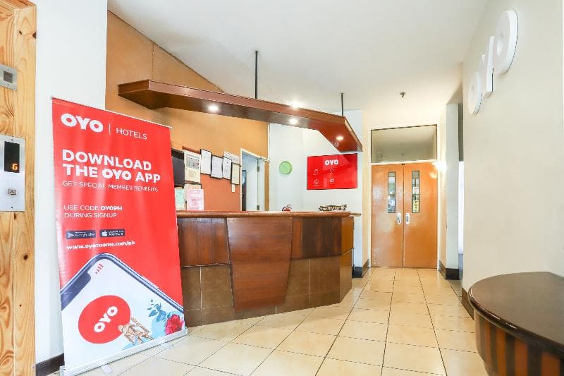 Apple Tree Suites by OYO Rooms 4