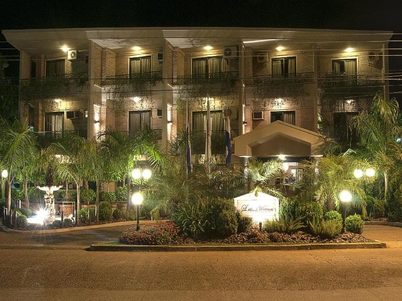 Las Ventanas Suites Hotel 2