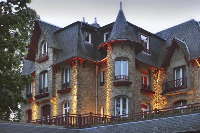 Hôtel Barriére Le Castel Marie-Louise photo 1
