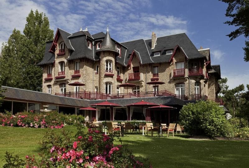 Hôtel Barriére Le Castel Marie-Louise 5