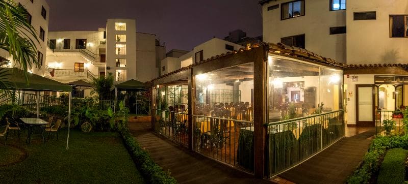 Hotel Senorial 3