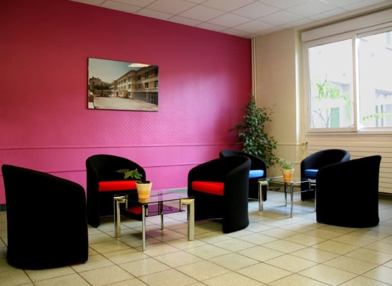 Résidence du Cours Moreau main