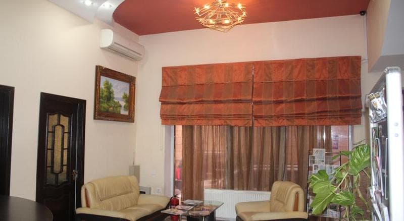 Consul Hotel 3
