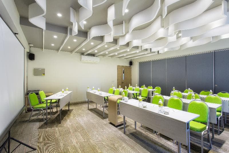 MaxOneHotels.com @ Bukit Jimbaran 4