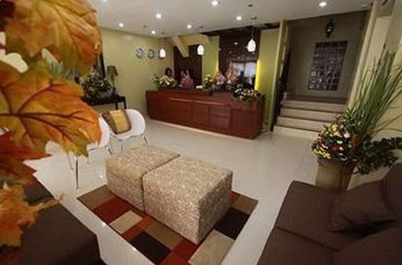 Sampaguita Suites Plaza Garcia 4