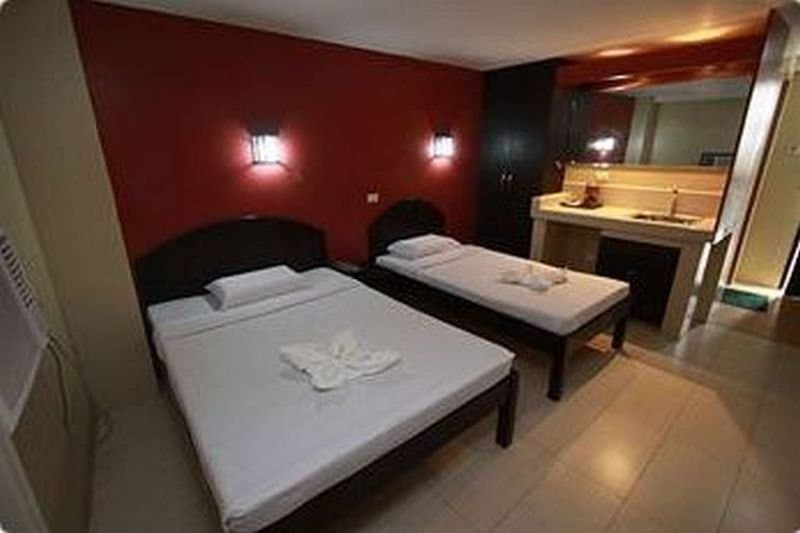 Sampaguita Suites Plaza Garcia 5